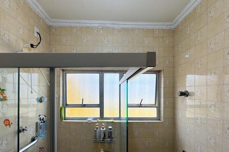 Casa à venda com 2700m², 4 quartos e 2 vagas Casa à venda com 2700m², 4 quartos e 2 vagasBanheiro Social - Casa 1