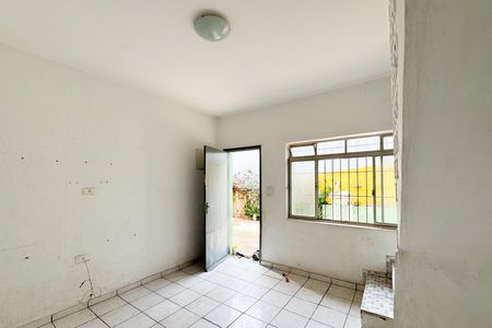Casa à venda com 2700m², 4 quartos e 2 vagas Casa à venda com 2700m², 4 quartos e 2 vagasSala - Casa 2