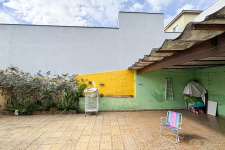 Casa à venda com 2700m², 4 quartos e 2 vagas Casa à venda com 2700m², 4 quartos e 2 vagasVista da Sala - Casa 2