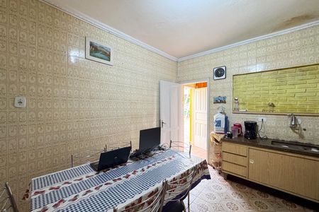 Casa à venda com 2700m², 4 quartos e 2 vagas Casa à venda com 2700m², 4 quartos e 2 vagasCozinha - Casa 1