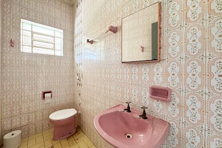 Casa à venda com 2700m², 4 quartos e 2 vagas Casa à venda com 2700m², 4 quartos e 2 vagasBanheiro Social 1 - Casa 2