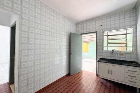 Casa à venda com 2700m², 4 quartos e 2 vagas Casa à venda com 2700m², 4 quartos e 2 vagasCozinha - Casa 2