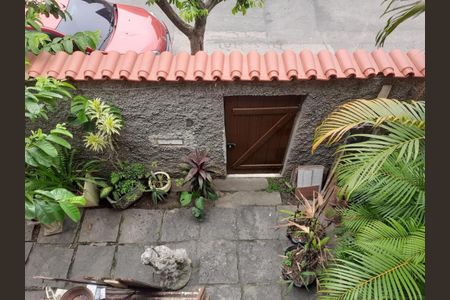 Casa para alugar com 200m², 3 quartos e 3 vagas Casa para alugar com 200m², 3 quartos e 3 vagasFachada
