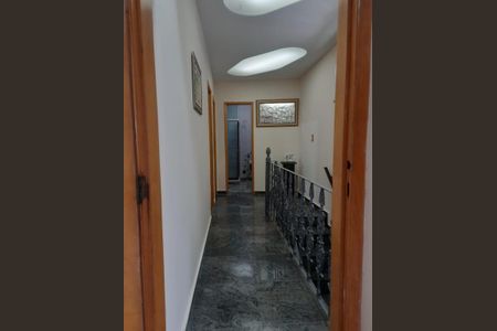 Corredor de casa para alugar com 3 quartos, 200m² em Jardim Alvorada, Nova Iguaçu