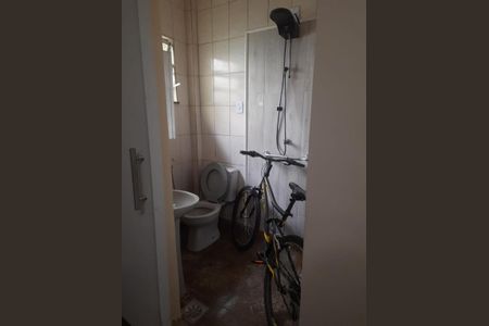 Casa para alugar com 200m², 3 quartos e 3 vagas Casa para alugar com 200m², 3 quartos e 3 vagasBanheiro