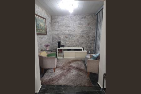 Casa para alugar com 200m², 3 quartos e 3 vagas Casa para alugar com 200m², 3 quartos e 3 vagasQuarto