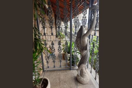 Casa para alugar com 200m², 3 quartos e 3 vagas Casa para alugar com 200m², 3 quartos e 3 vagasÁrea externa