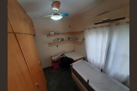 Casa para alugar com 200m², 3 quartos e 3 vagas Casa para alugar com 200m², 3 quartos e 3 vagasQuarto