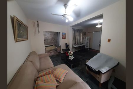 Casa para alugar com 200m², 3 quartos e 3 vagas Casa para alugar com 200m², 3 quartos e 3 vagasSala
