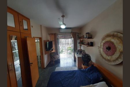 Casa para alugar com 200m², 3 quartos e 3 vagas Casa para alugar com 200m², 3 quartos e 3 vagasQuarto