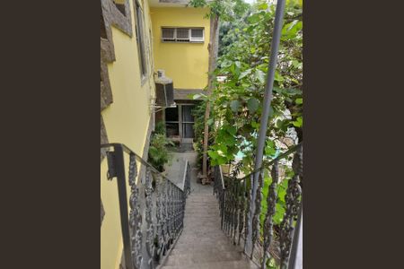 Casa para alugar com 200m², 3 quartos e 3 vagas Casa para alugar com 200m², 3 quartos e 3 vagasÁrea externa