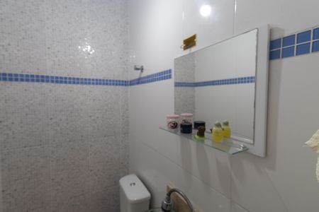 Casa à venda com 140m², 2 quartos e 2 vagas Casa à venda com 140m², 2 quartos e 2 vagasLavabo