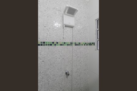 Casa à venda com 140m², 2 quartos e 2 vagas Casa à venda com 140m², 2 quartos e 2 vagasBanheiro