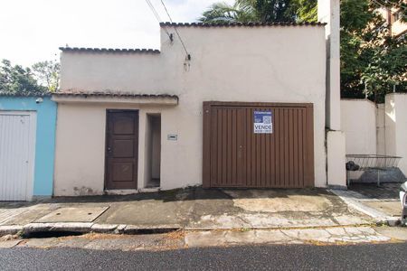 Fachada de casa à venda com 4 quartos, 104m² em Vila Albertina, São Paulo