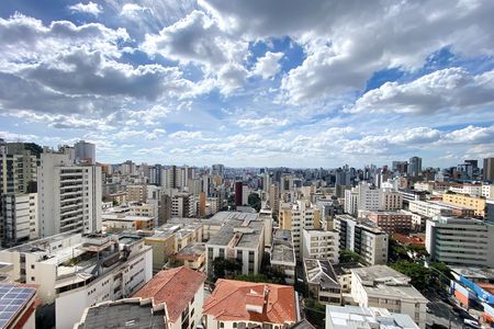 Apartamento à venda com 200m², 3 quartos e 2 vagas Apartamento à venda com 200m², 3 quartos e 2 vagasVista Cobertura