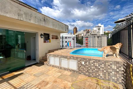 Apartamento à venda com 200m², 3 quartos e 2 vagas Apartamento à venda com 200m², 3 quartos e 2 vagasCobertura