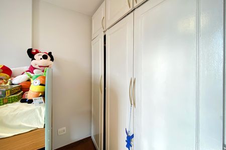 Apartamento à venda com 200m², 3 quartos e 2 vagas Apartamento à venda com 200m², 3 quartos e 2 vagasQuarto 2