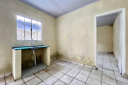 Sala/Cozinha de casa para alugar com 1 quarto, 37m² em Vila Babilonia, São Paulo