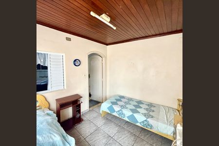 Casa à venda com 290m², 4 quartos e 4 vagas Casa à venda com 290m², 4 quartos e 4 vagasQuarto 3