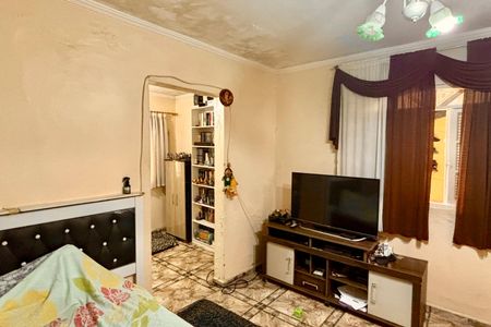 Casa à venda com 290m², 4 quartos e 4 vagas Casa à venda com 290m², 4 quartos e 4 vagasQuarto 4