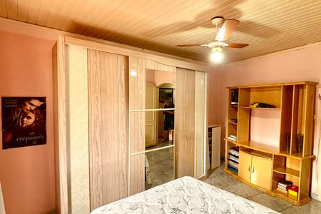 Casa à venda com 290m², 4 quartos e 4 vagas Casa à venda com 290m², 4 quartos e 4 vagasQuarto 1