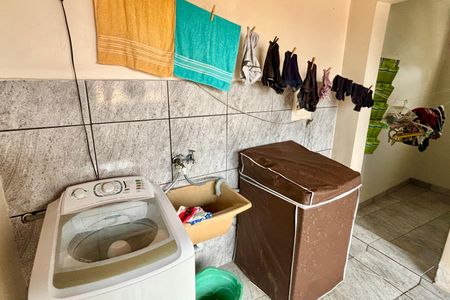 Casa à venda com 290m², 4 quartos e 4 vagas Casa à venda com 290m², 4 quartos e 4 vagasÁrea de Serviço