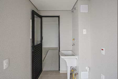 Apartamento à venda com 71m², 2 quartos e 1 vaga Apartamento à venda com 71m², 2 quartos e 1 vagaÁrea de Serviço