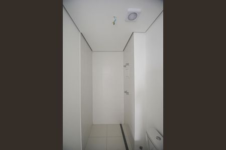 Apartamento à venda com 71m², 3 quartos e 2 vagas Apartamento à venda com 71m², 3 quartos e 2 vagasBanheiro da Suíte