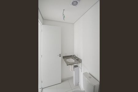 Apartamento à venda com 74m², 2 quartos e 1 vaga Apartamento à venda com 74m², 2 quartos e 1 vagaBanheiro