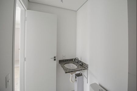 Apartamento à venda com 74m², 2 quartos e 1 vaga Apartamento à venda com 74m², 2 quartos e 1 vagaBanheiro
