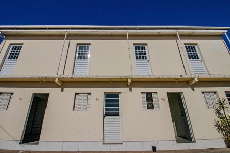 Casa de condomínio para alugar com 40m², 2 quartos e sem vaga Casa de condomínio para alugar com 40m², 2 quartos e sem vagaFachada