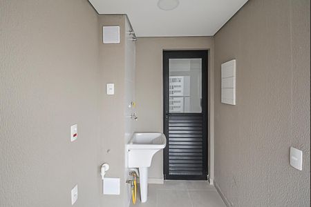 Apartamento à venda com 82m², 3 quartos e 2 vagas Apartamento à venda com 82m², 3 quartos e 2 vagasÁrea de Serviço