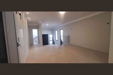 Sala de casa de condomínio à venda com 2 quartos, 420m² em Morada dos Pássaros, Barueri