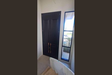 Casa de condomínio à venda com 420m², 2 quartos e 6 vagasEntrada Principal
