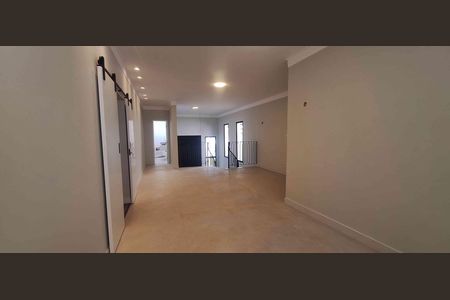 Sala de casa de condomínio à venda com 2 quartos, 420m² em Morada dos Pássaros, Barueri