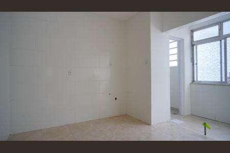 Apartamento à venda com 70m², 2 quartos e sem vaga Apartamento à venda com 70m², 2 quartos e sem vagaCozinha e Área de Serviço