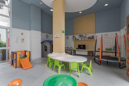 Apartamento para alugar com 66m², 2 quartos e 1 vaga Apartamento para alugar com 66m², 2 quartos e 1 vagaÁrea comum - Brinquedoteca