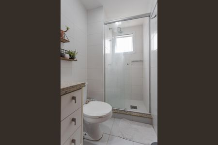 Apartamento para alugar com 66m², 2 quartos e 1 vaga Apartamento para alugar com 66m², 2 quartos e 1 vagaBanheiro