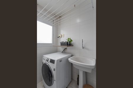 Apartamento para alugar com 66m², 2 quartos e 1 vaga Apartamento para alugar com 66m², 2 quartos e 1 vagaCozinha e Área de Serviço