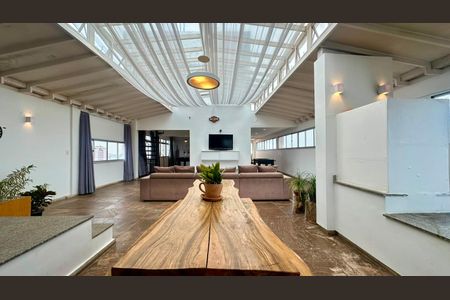 Apartamento à venda com 380m², 4 quartos e 3 vagas Apartamento à venda com 380m², 4 quartos e 3 vagasTerraço coberto