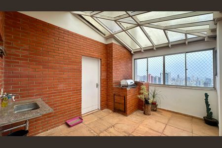 Apartamento à venda com 380m², 4 quartos e 3 vagas Apartamento à venda com 380m², 4 quartos e 3 vagasTerraço coberto