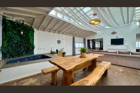 Apartamento à venda com 380m², 4 quartos e 3 vagas Apartamento à venda com 380m², 4 quartos e 3 vagasTerraço coberto