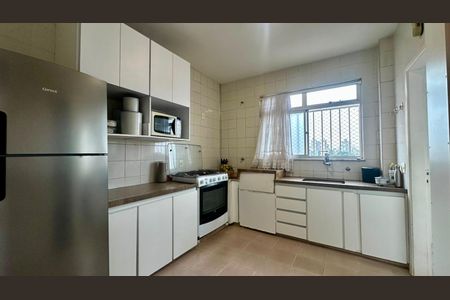 Apartamento à venda com 380m², 4 quartos e 3 vagas Apartamento à venda com 380m², 4 quartos e 3 vagasCozinha
