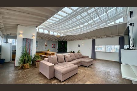 Apartamento à venda com 380m², 4 quartos e 3 vagas Apartamento à venda com 380m², 4 quartos e 3 vagasTerraço coberto