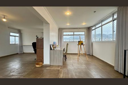 Apartamento à venda com 380m², 4 quartos e 3 vagas Apartamento à venda com 380m², 4 quartos e 3 vagas3º nível escritório