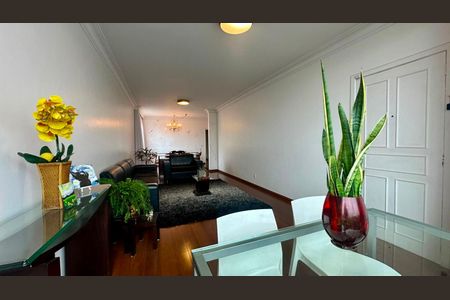 Apartamento à venda com 380m², 4 quartos e 3 vagas Apartamento à venda com 380m², 4 quartos e 3 vagasSala