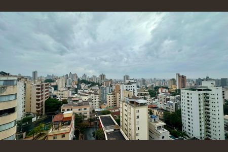 Apartamento à venda com 380m², 4 quartos e 3 vagas Apartamento à venda com 380m², 4 quartos e 3 vagasVista