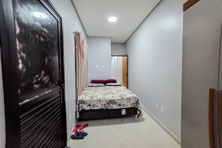 Casa à venda com 3 quartos, 194m² em Parque Oratório, Santo André