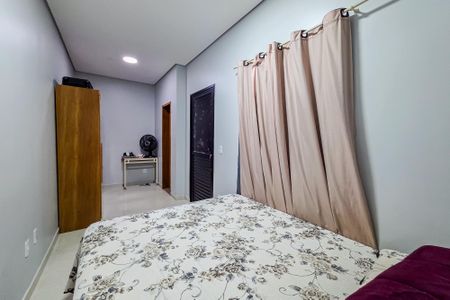 Casa à venda com 3 quartos, 194m² em Parque Oratório, Santo André