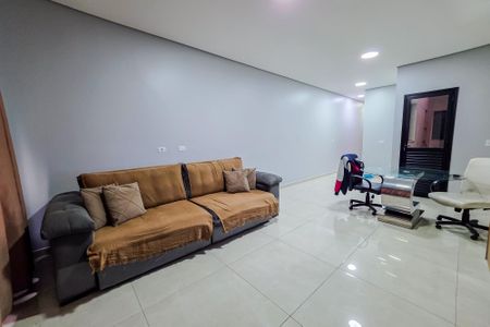 Casa à venda com 3 quartos, 194m² em Parque Oratório, Santo André